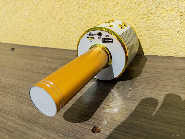Micrófono Bluetooth con Modulador de Voz SD USB - Imagen 6