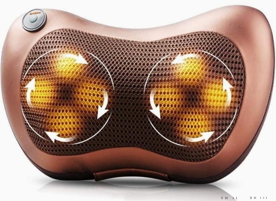 Almohada Masaje Cojín Shiatsu 4 Cabezales 🟤 Imagen principal de la almohada de masaje para hogar y vehiculo 4 cabezales giratorios de color marron mostrando los cuatro nodos iluminados con calor y flechas de rotacion