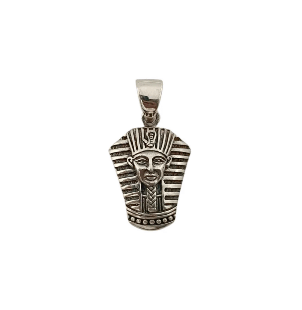 Joya de plata 925: colgante con el rostro de Faraón, un símbolo de poder y sabiduría.