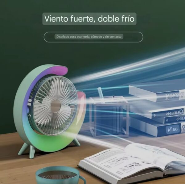 Ventilador de mesa recargable, modelo F13 con luz LED de ambiente, proporcionado viento.