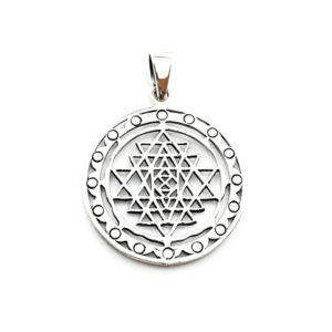 Joya de abundancia y prosperidad: colgante de plata 925 con Shri Yantra, 30 mm.