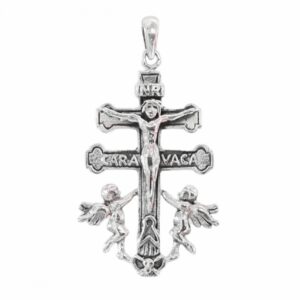 Colgante de la cruz de caravaca en plata de ley novecientos veinticinco con dos brazos angeles en la base e inscripciones con acabado oscuro envejecido