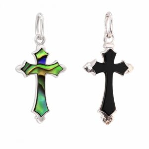 Dos colgantes de cruz en plata de ley novecientos veinticinco uno con piedra natural onix negro y otro con concha de abalon verde tornasolada
