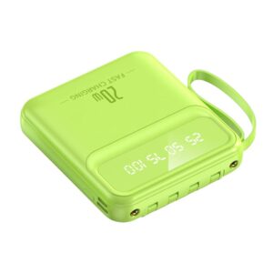 Render comercial de una bateria externa mini de color verde claro con indicador LED de veinticinco cincuenta setenta y cinco y cien por cien de energia